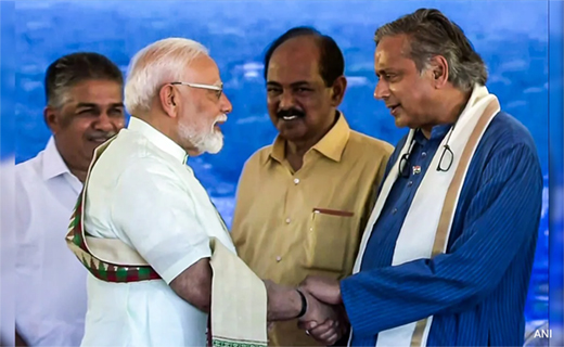 PM Modi-Shashi Taroor